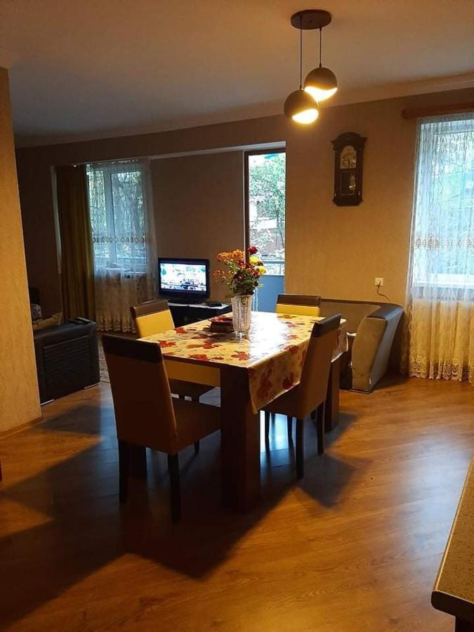 Hotel Family Hotel Chiatura Eksteriør billede